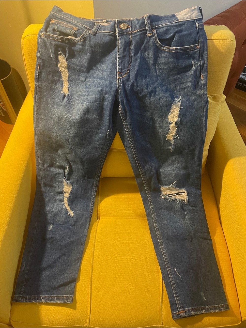 Zara Distressed Dark Blue Cropped Jeans